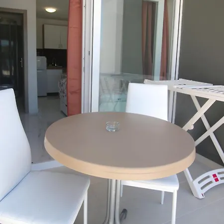 Villa Muzo Betina  Exteriér fotografie